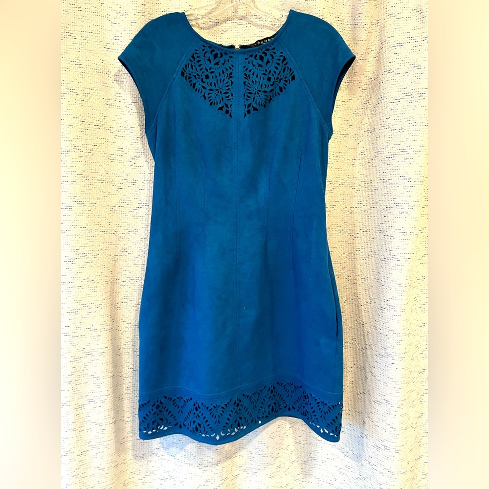 Laundry by Shelli Segal Laser Cut Dress